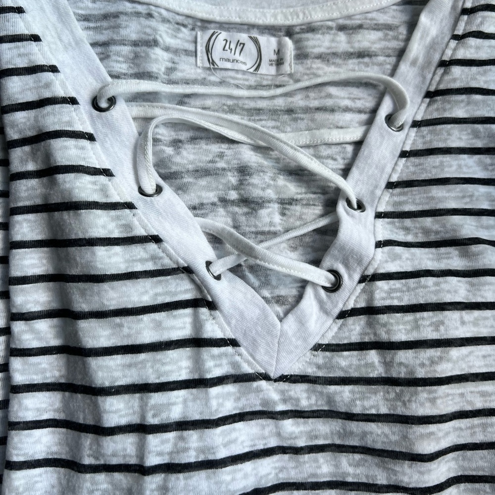 Ladies Maurice’s top